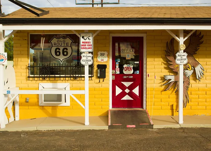 Motel Brad's Desert 4*
