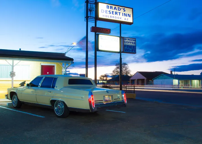 Brad's Desert Motel 4*