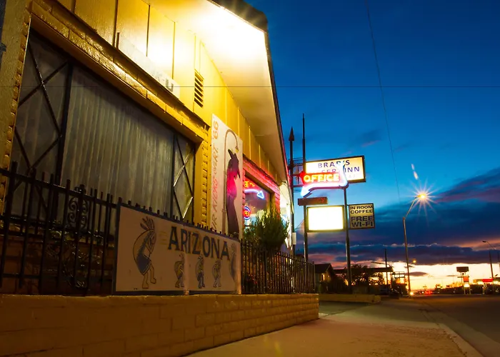 Motel Brad's Desert 4*
