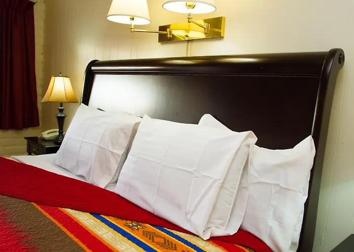 Motel Brad's Desert 4*